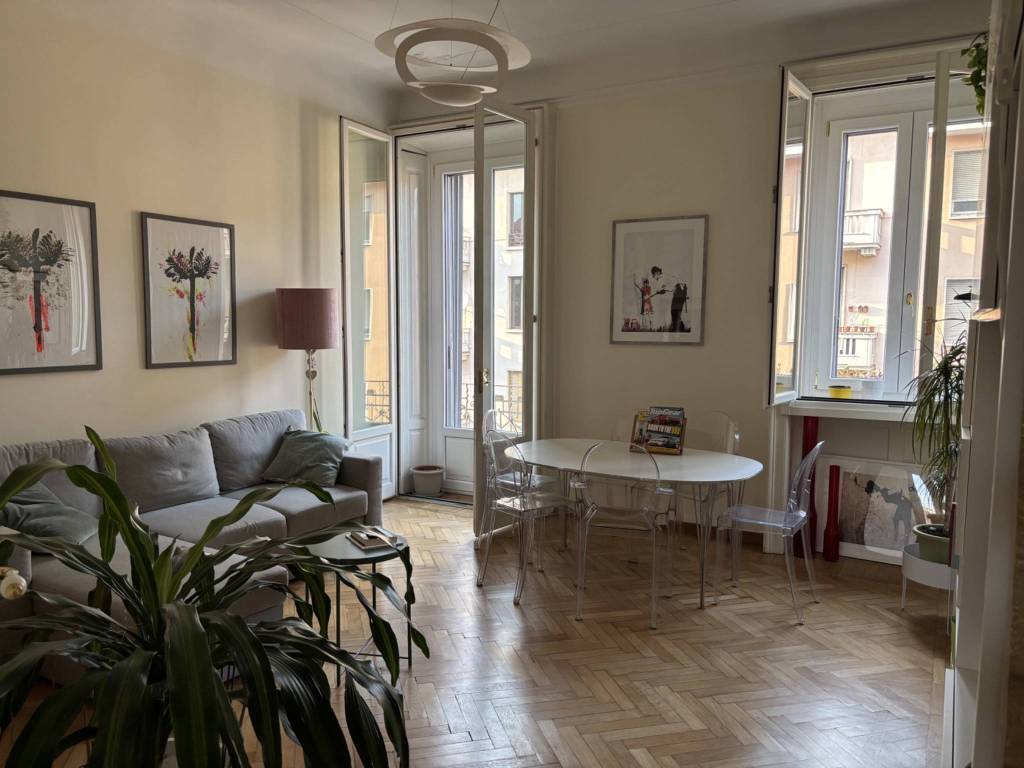 appartamento in vendita a Milano in zona Città Studi