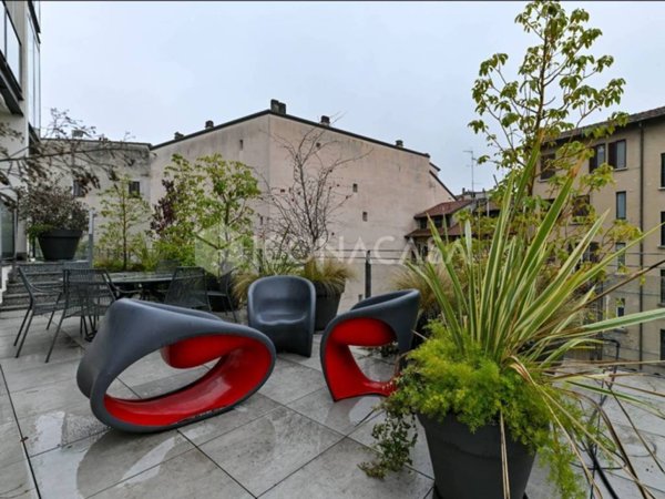 appartamento in vendita a Milano in zona Loreto