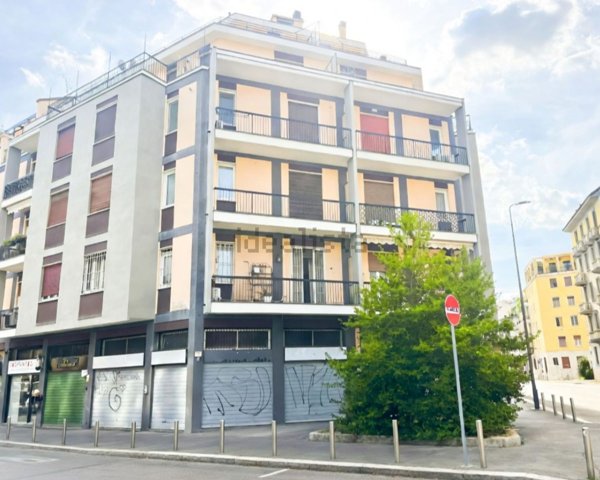 appartamento in vendita a Milano in zona Città Studi