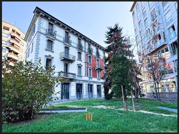 appartamento in vendita a Milano in zona Porta Garibaldi