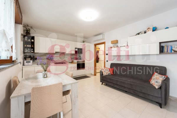 appartamento in vendita a Milano in zona Famagosta