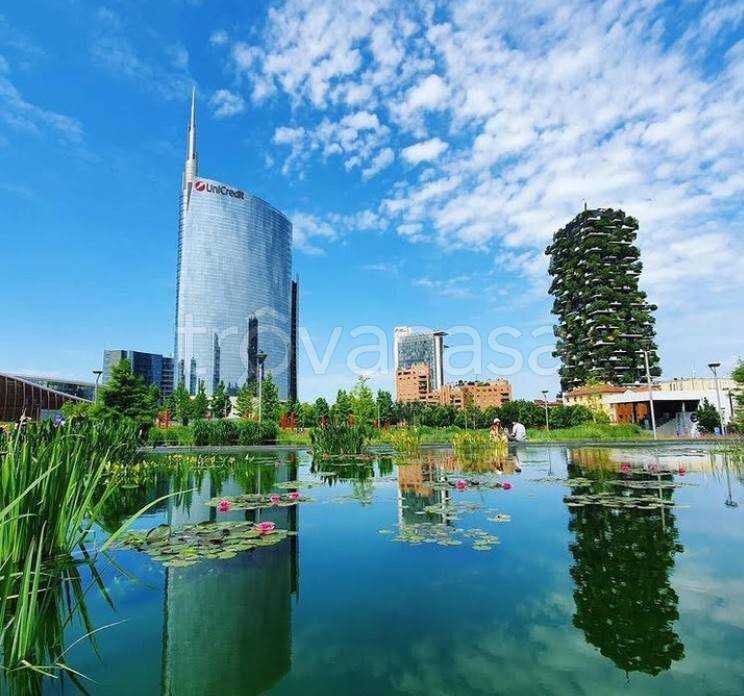 appartamento in vendita a Milano in zona Isola