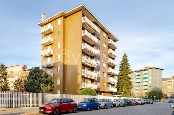 appartamento in vendita a Milano in zona Bande Nere