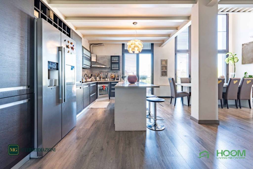 appartamento in vendita a Milano in zona Forlanini