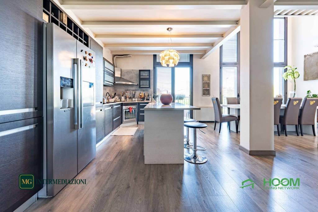 appartamento in vendita a Milano in zona Forlanini