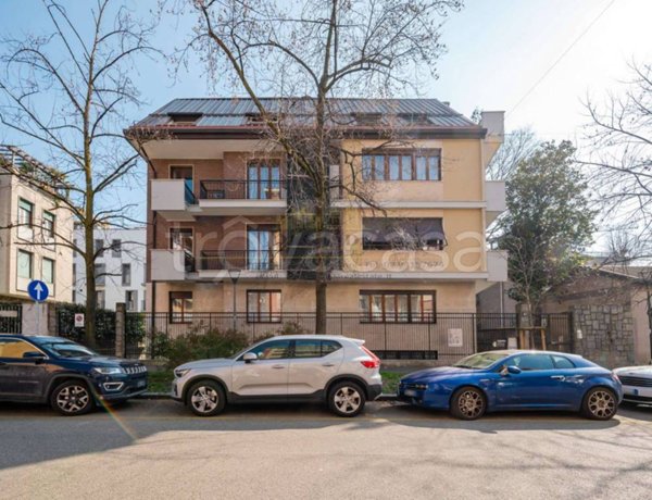 appartamento in vendita a Milano in zona Il Portello