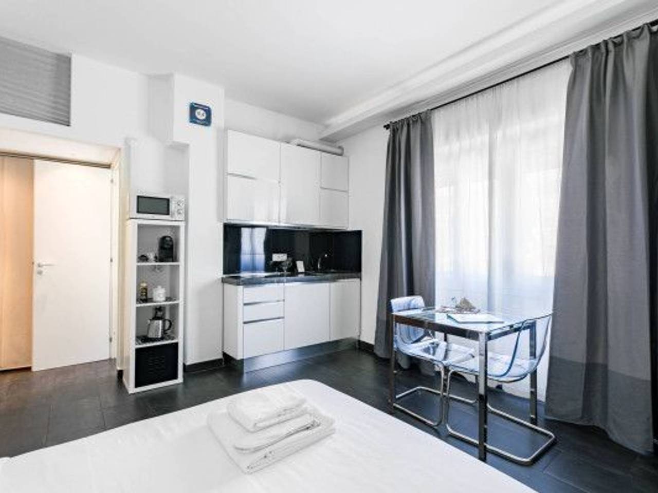 appartamento in vendita a Milano in zona Bande Nere