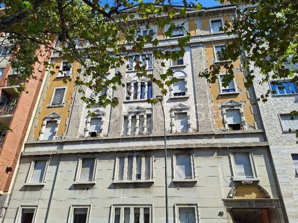appartamento in vendita a Milano in zona Ghisolfa