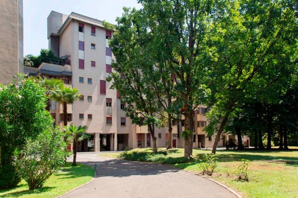 appartamento in vendita a Milano in zona Sempione