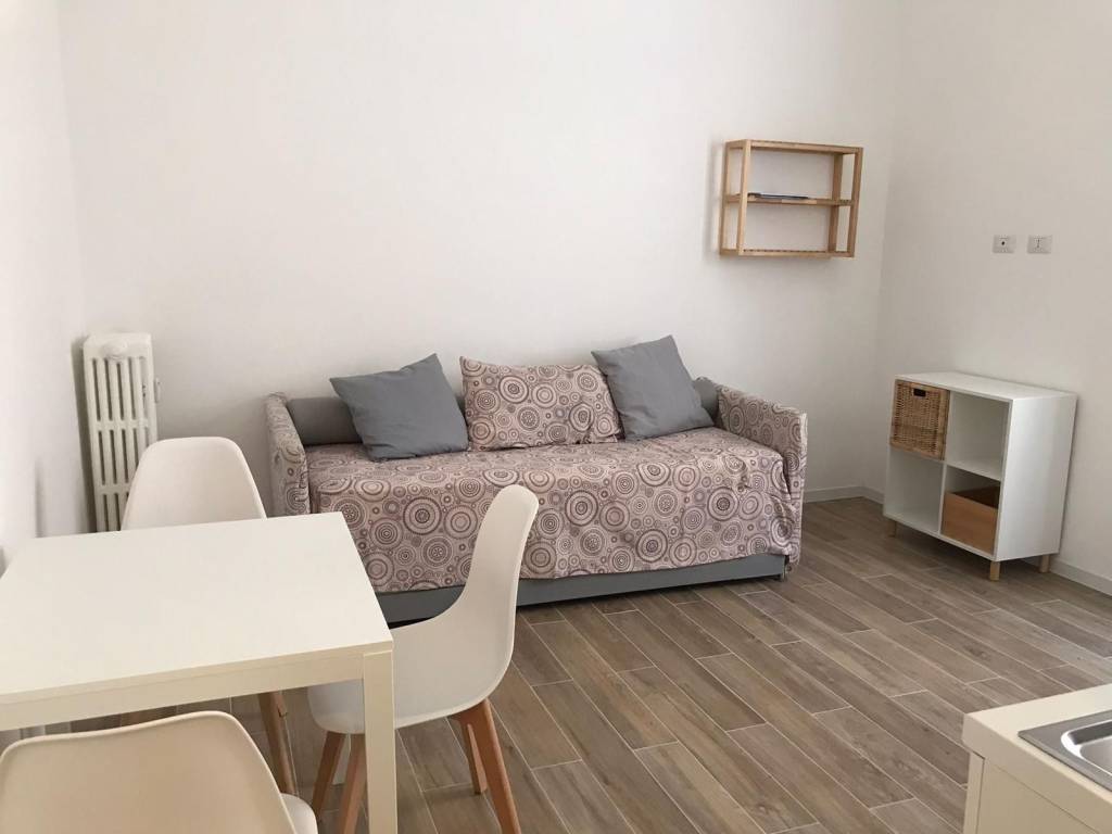appartamento in vendita a Milano in zona Dergano