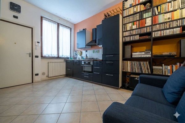 appartamento in vendita a Milano in zona Villapizzone