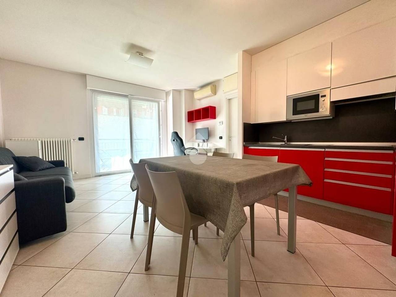 appartamento in vendita a Milano in zona Morivione