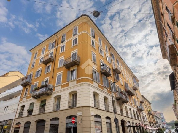 appartamento in vendita a Milano in zona Cinque Giornate