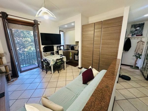 appartamento in vendita a Milano in zona Ronchetto sul Naviglio