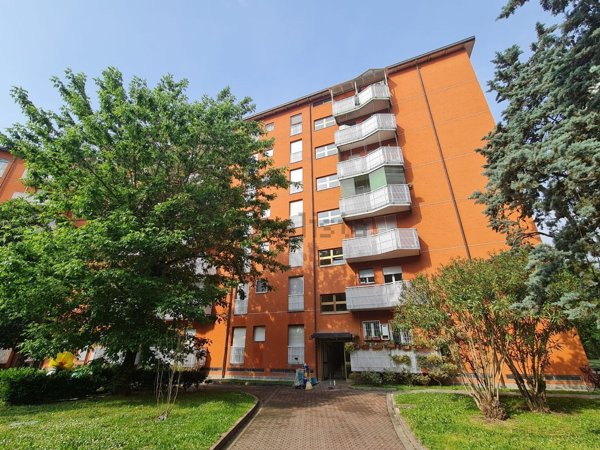 appartamento in vendita a Milano in zona Morsenchio