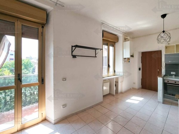 appartamento in vendita a Milano in zona Affori