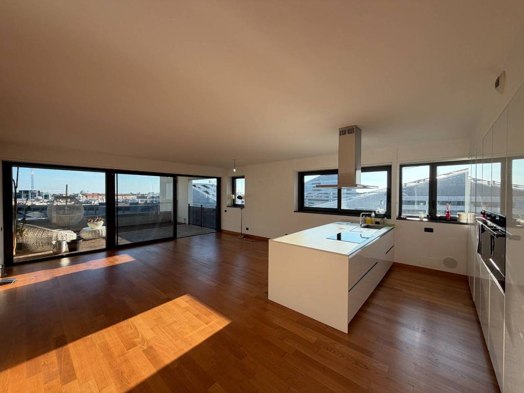 appartamento in vendita a Milano in zona Il Portello