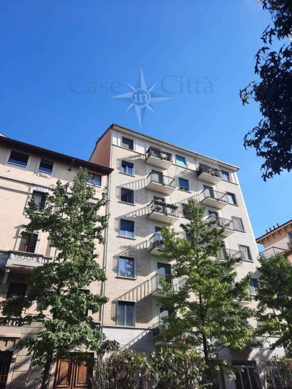 appartamento in vendita a Milano in zona Il Portello