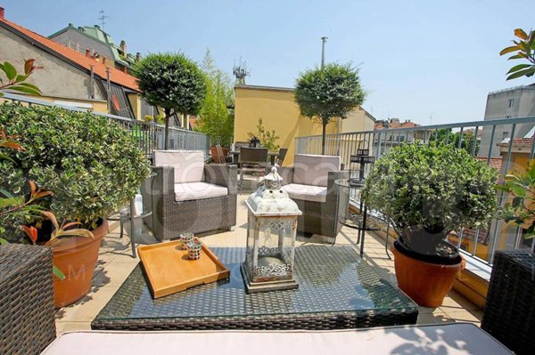 appartamento in vendita a Milano in zona De Angeli
