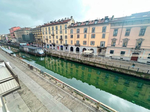 appartamento in vendita a Milano in zona Porta Genova
