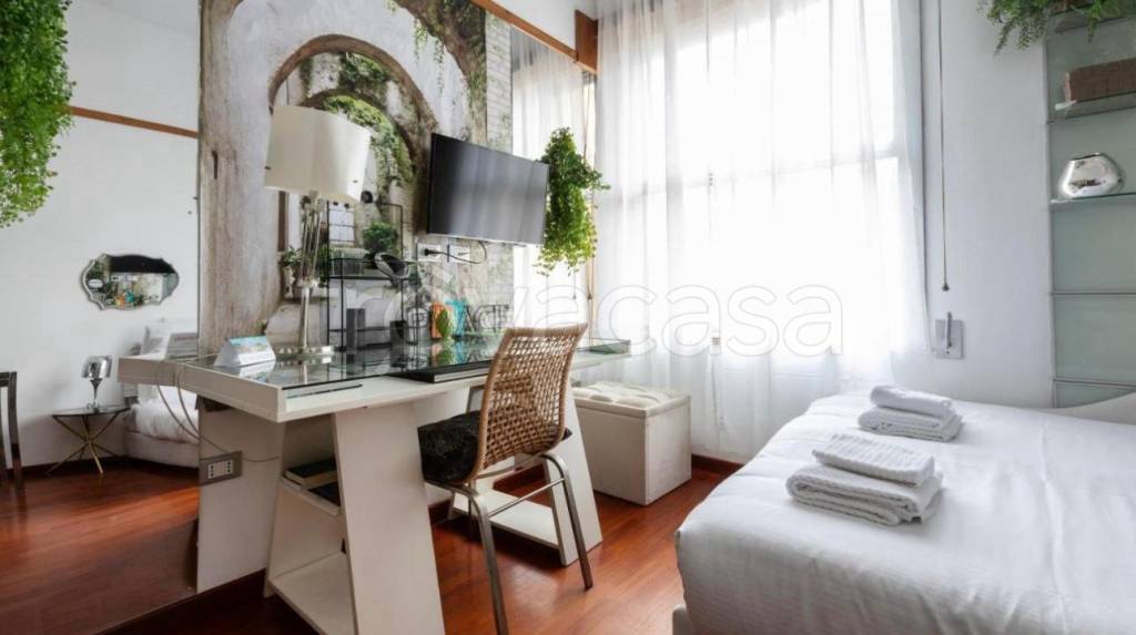appartamento in vendita a Milano in zona Porta Nuova