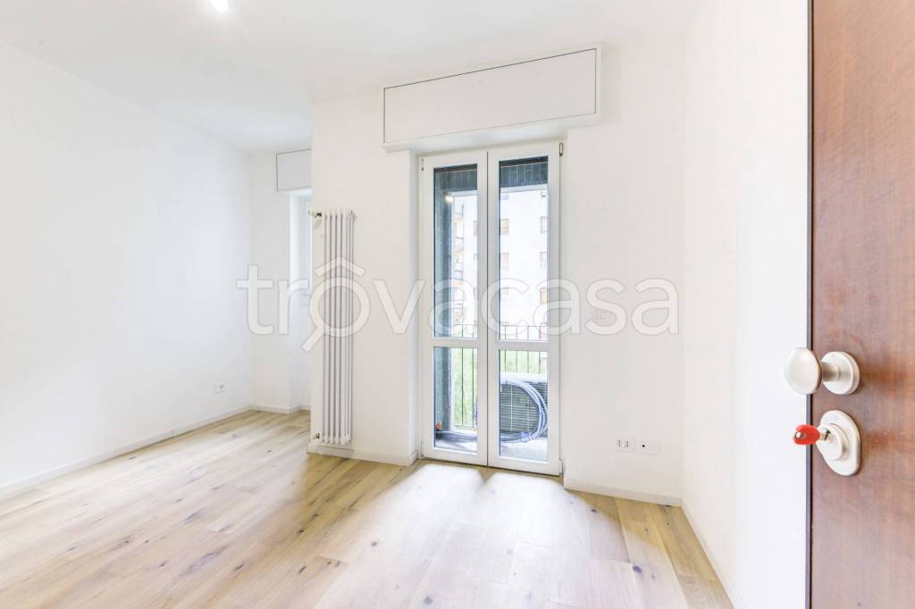 appartamento in vendita a Milano in zona Bande Nere
