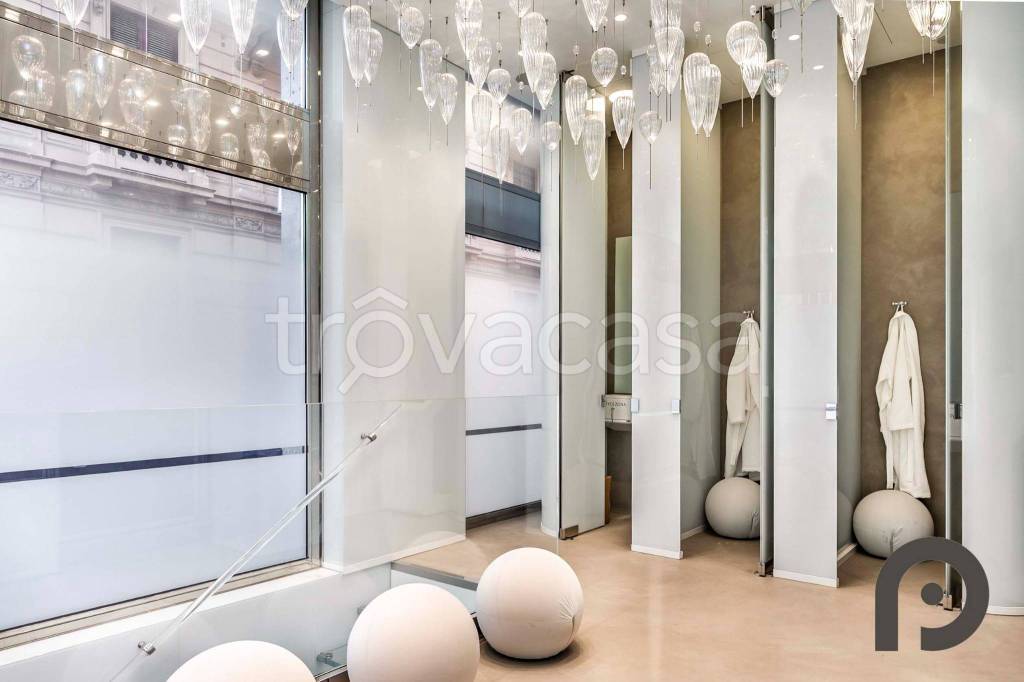 appartamento in vendita a Milano in zona Porta Garibaldi