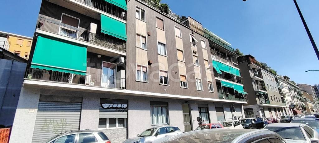 appartamento in vendita a Milano in zona Ghisolfa