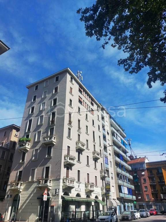 appartamento in vendita a Milano in zona Villapizzone