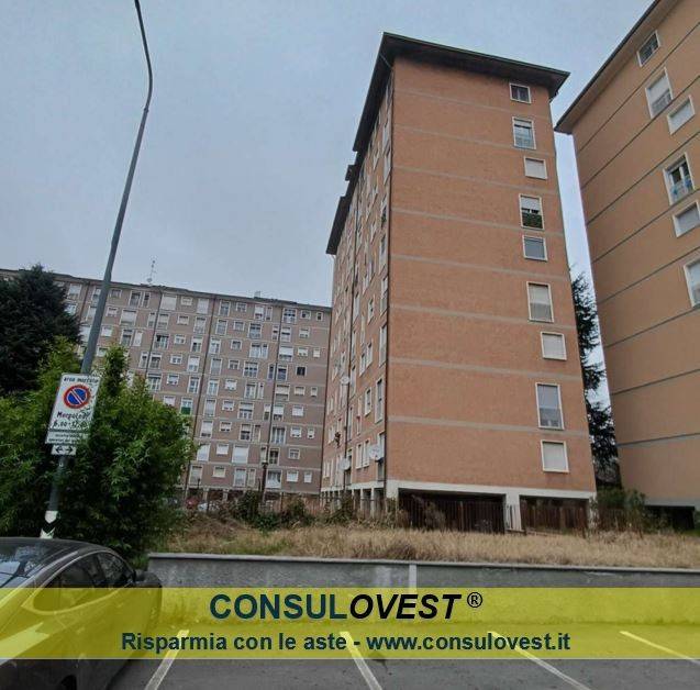 appartamento in vendita a Milano in zona San Cristoforo
