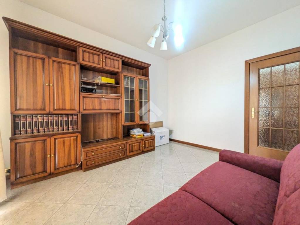 appartamento in vendita a Milano in zona Dergano