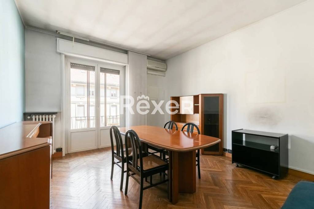 appartamento in vendita a Milano in zona Città Studi