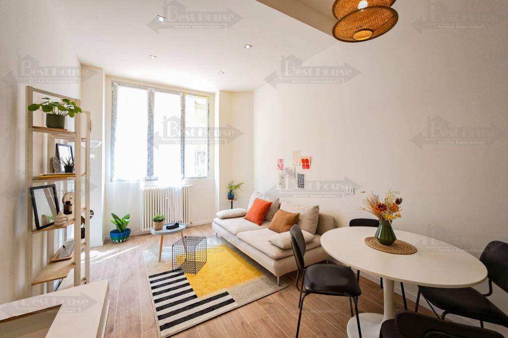 appartamento in vendita a Milano in zona Città Studi