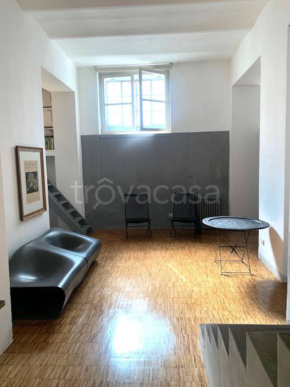 appartamento in vendita a Milano in zona Isola