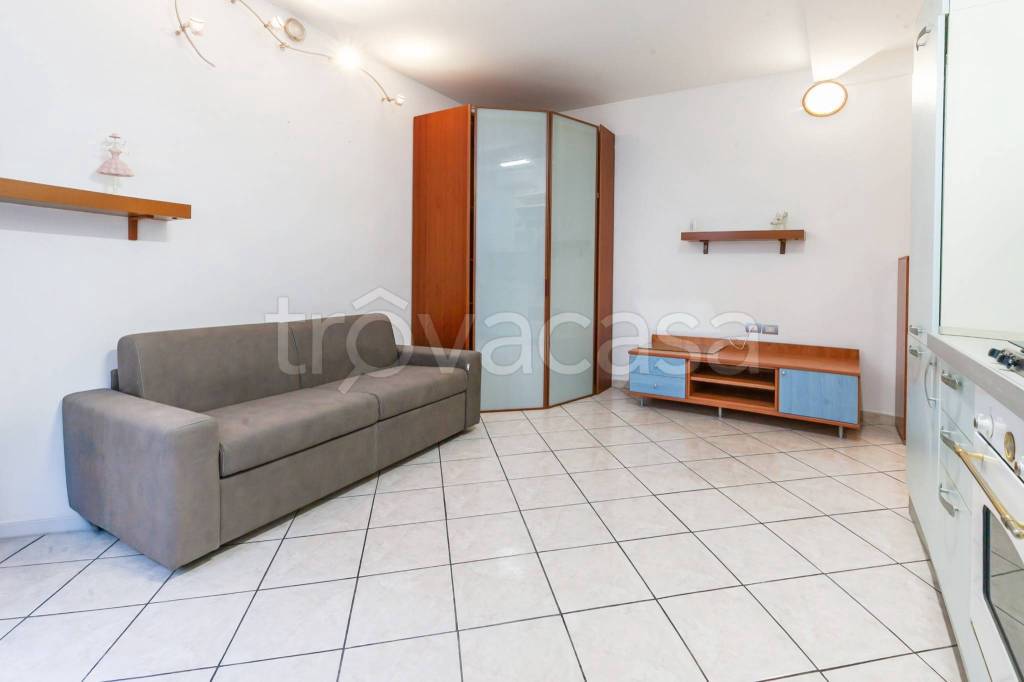 appartamento in vendita a Milano in zona Solari