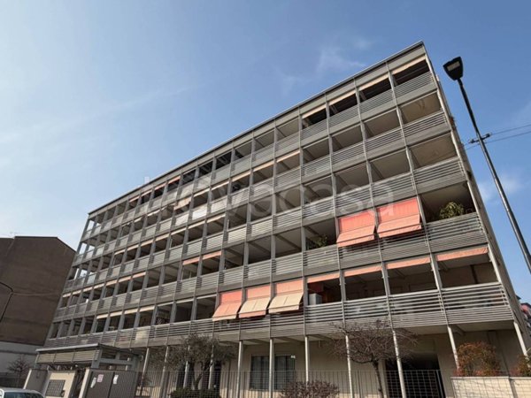appartamento in vendita a Milano in zona Bruzzano