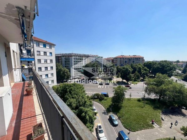 appartamento in vendita a Milano in zona Bande Nere