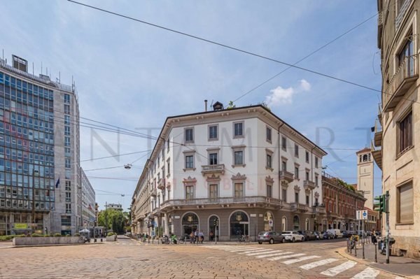 appartamento in vendita a Milano in zona Porta Nuova