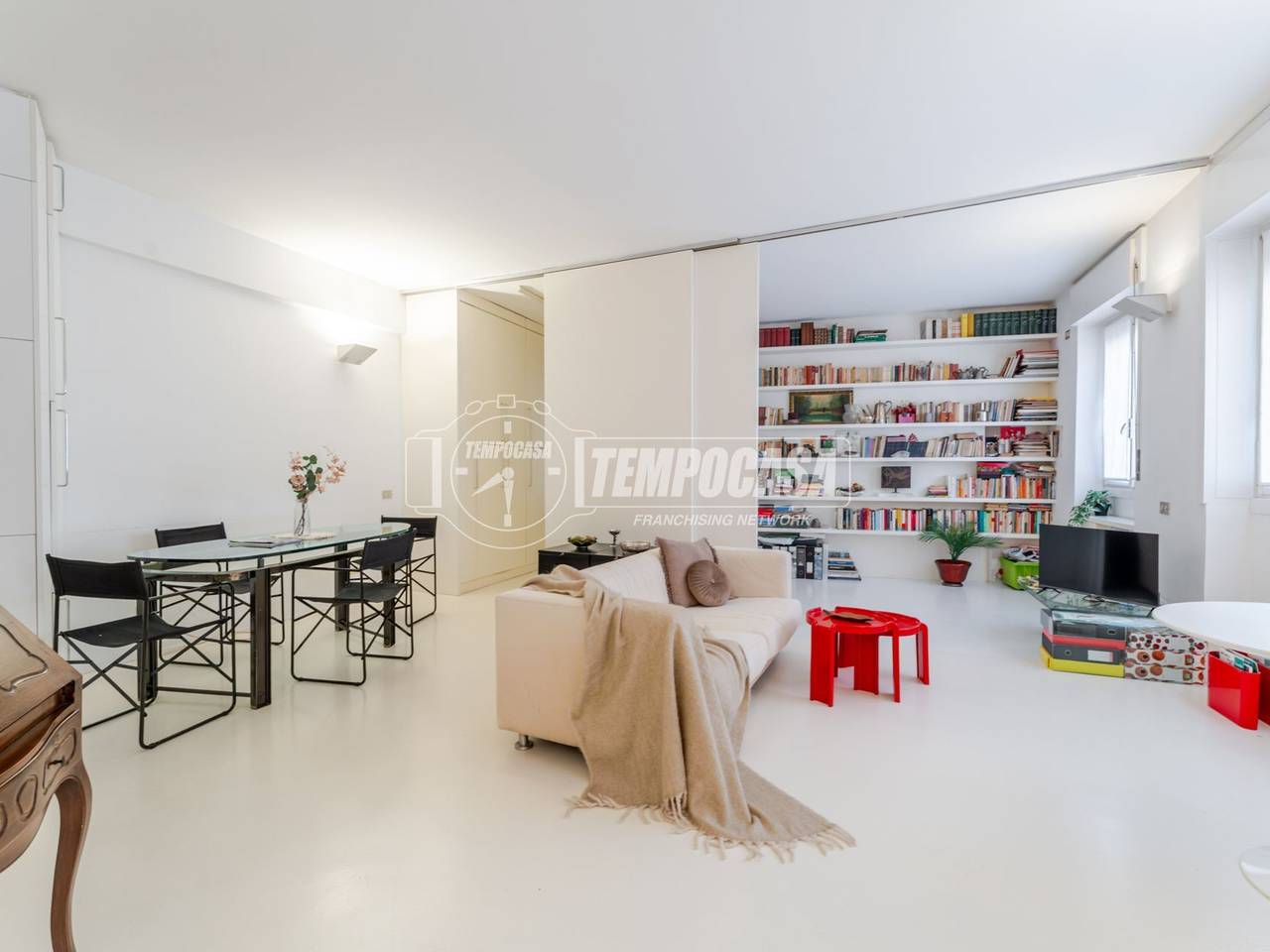appartamento in vendita a Milano in zona Cinque Giornate