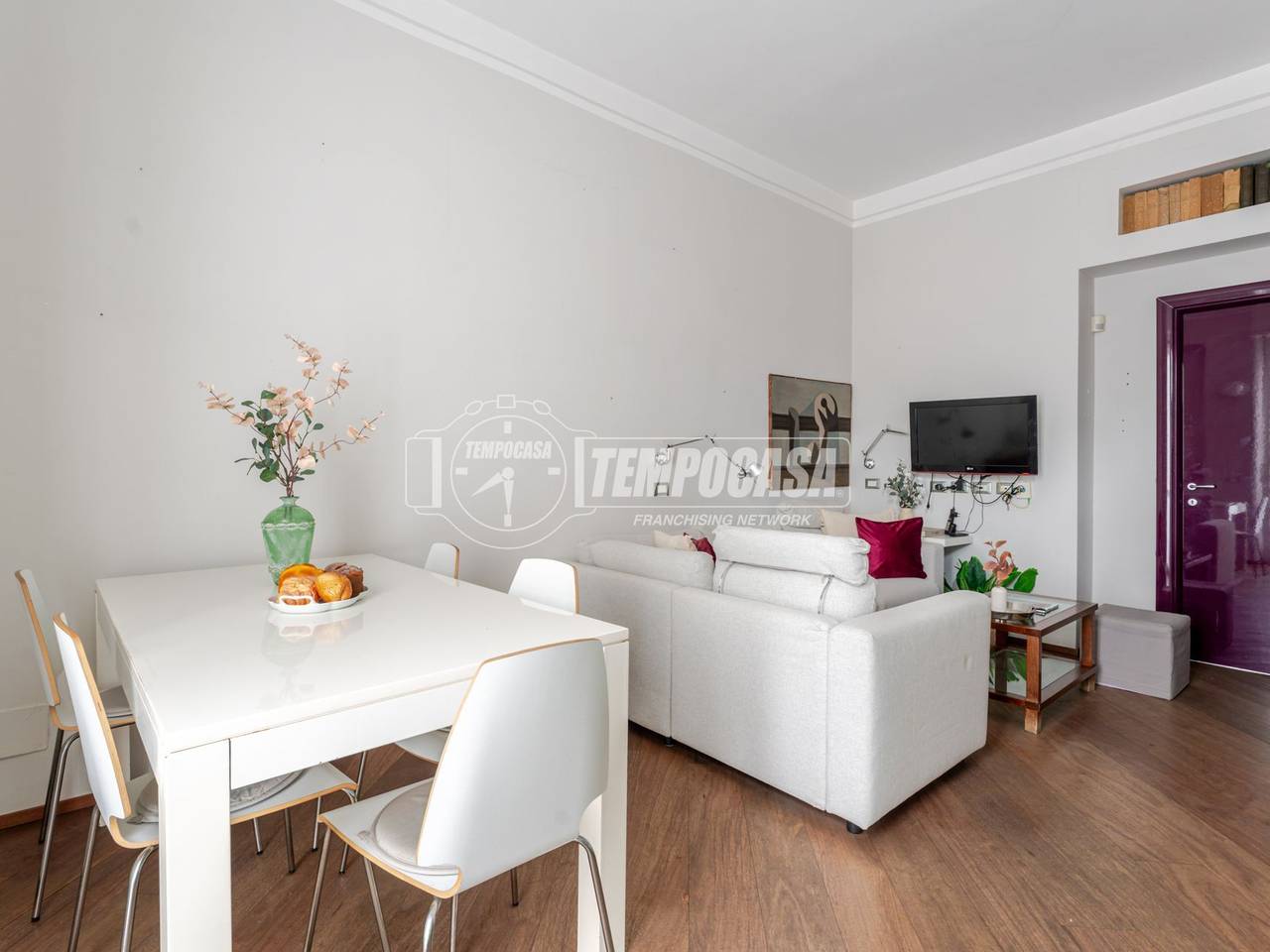 appartamento in vendita a Milano in zona Corsica