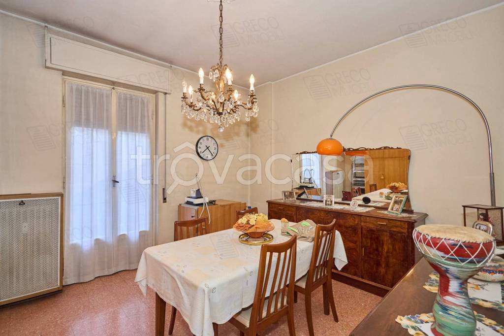 appartamento in vendita a Milano in zona Greco