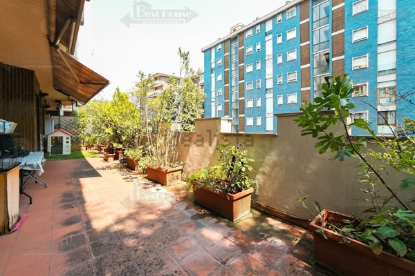 appartamento in vendita a Milano