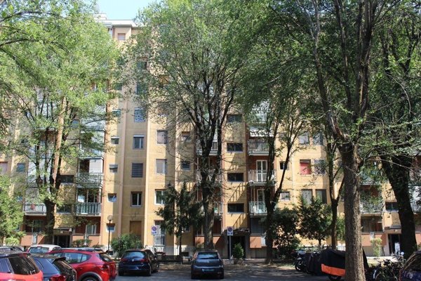 appartamento in vendita a Milano in zona Gallaratese