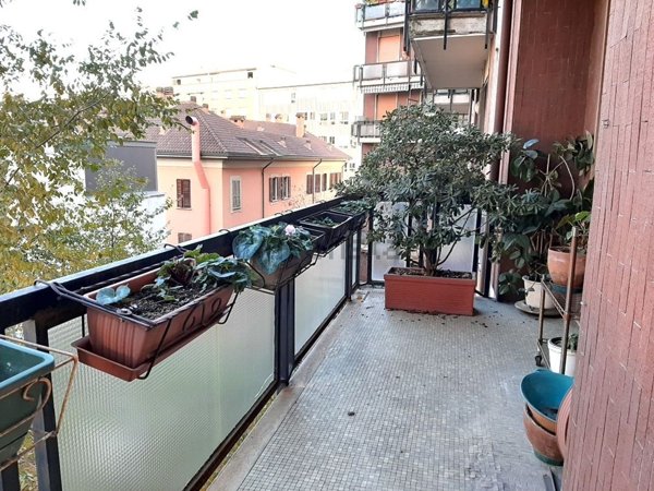 appartamento in vendita a Milano in zona Porta Garibaldi