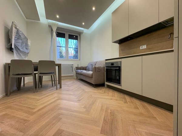 appartamento in vendita a Milano in zona Città Studi