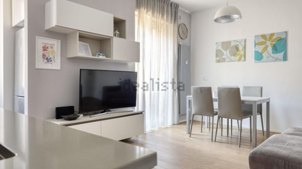 appartamento in vendita a Milano in zona Solari