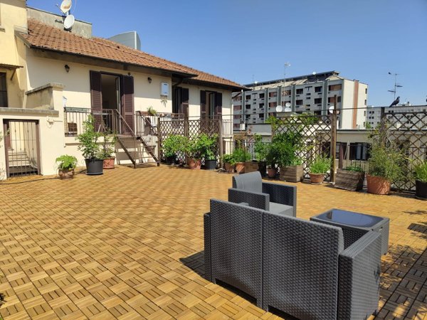 appartamento in vendita a Milano in zona Isola