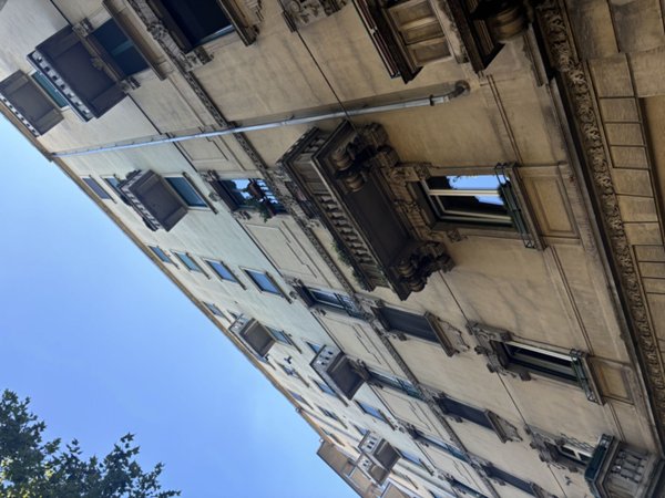 appartamento in vendita a Milano in zona Sempione