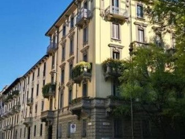 casa indipendente in vendita a Milano in zona Porta Magenta