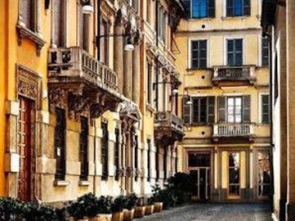 appartamento in vendita a Milano in zona Brera